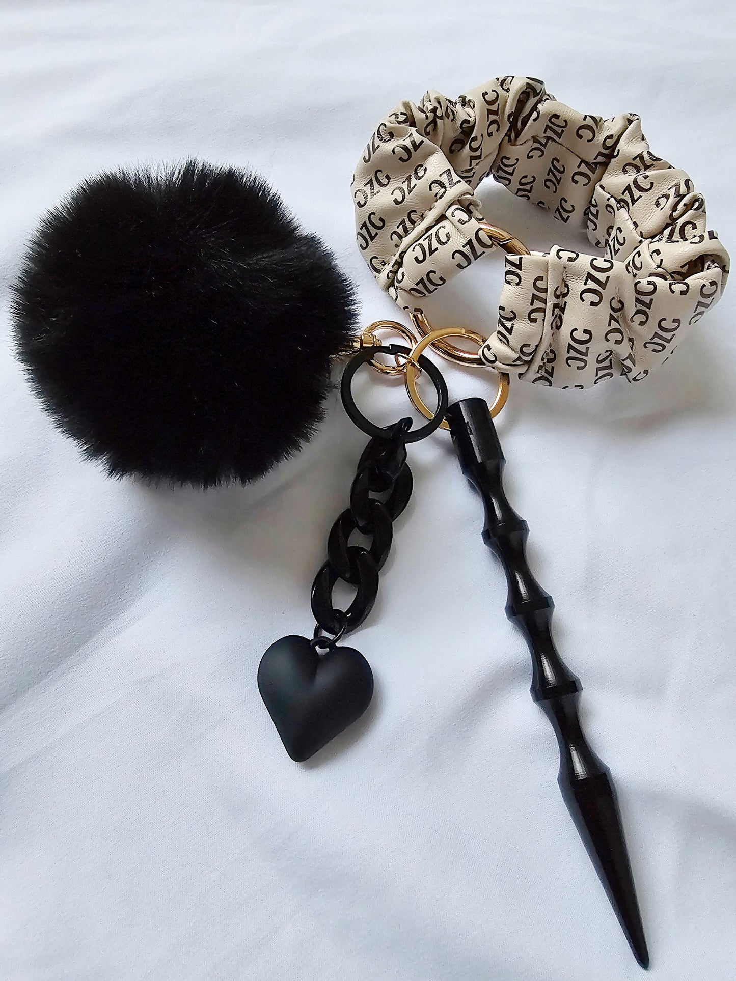 Luxury Scrunchie Blanc and White Key Chain