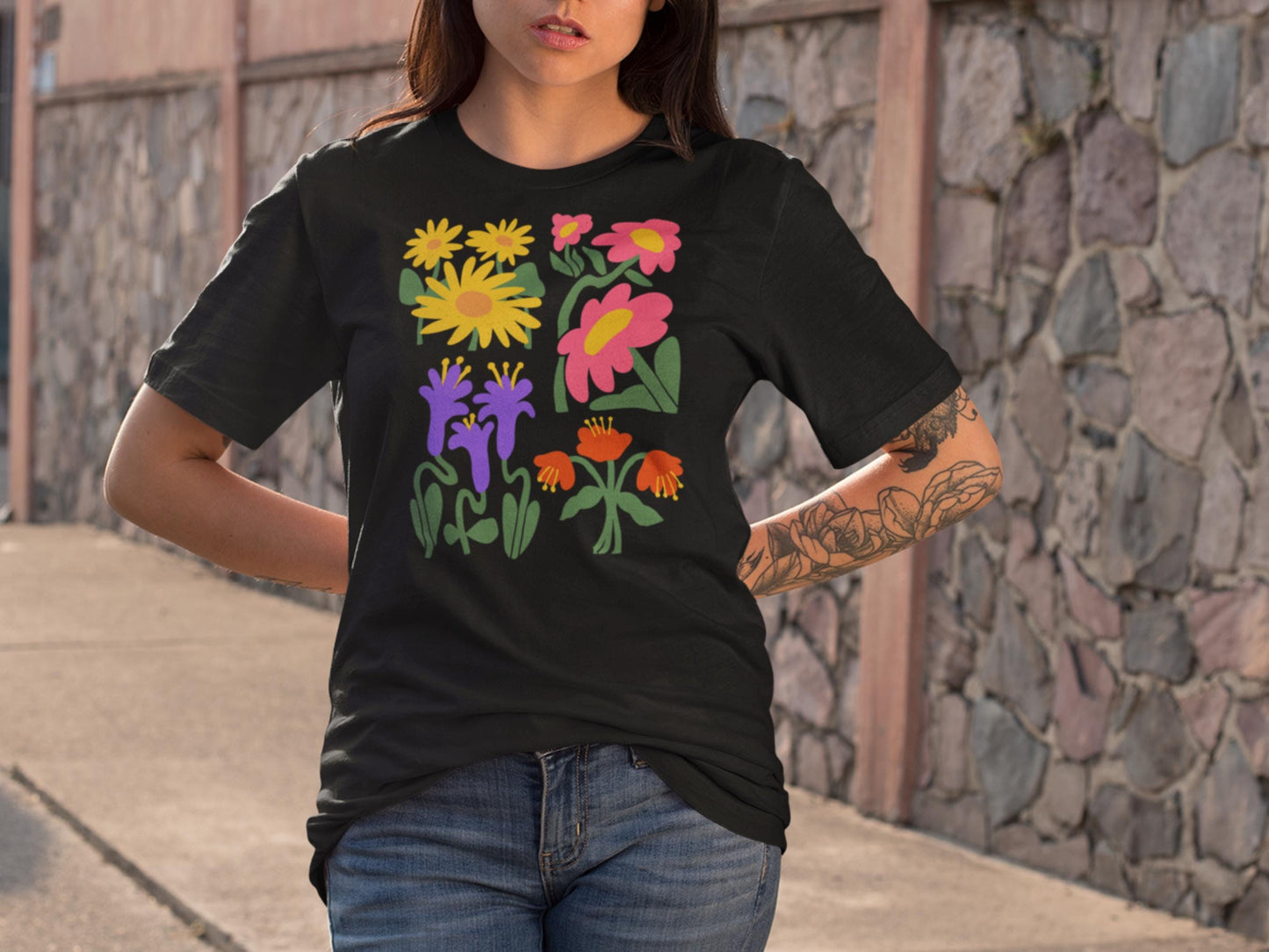 Vibrant Floral T-Shirt, Summer Style Tee, Gardening Gift, Casual Wear, Perfect for Spring Celebrations, Nature Lover's Apparel