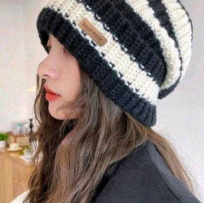 Winter Striped Black And White Knitted Thick Beanie Unisex Warm Soft Cold Weather Beanie Perfect for Christmas Holiday Gift